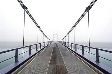 Bridge over the river Jokulsa, Jokulsarlon glacial lagoon, East, East, Iceland, Europe