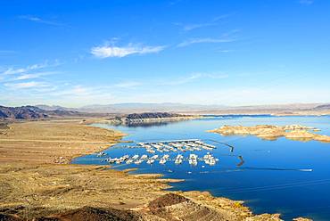 Lake Mead Lakeview Overlook, view over the lake and Lake Mead Marina, near Hoover Dam, Boulder City, formerly Junction City, Nevada, USA, North America