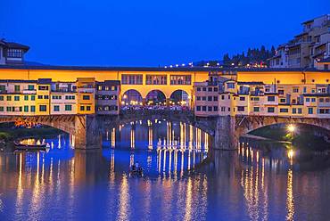 Ponte Vecchio at dawn, Florence, Tuscany, Italy, Europe