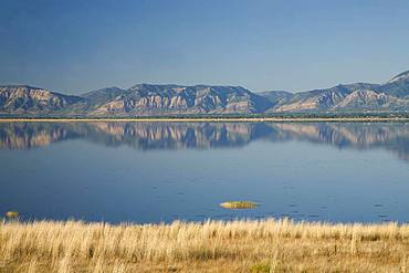 View from Antelope Island State Park over the Great Salt Lake, Utah, USA, North America