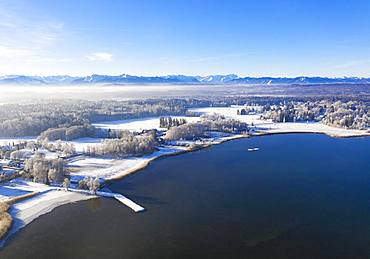 Winter landscape at Starnberger See, Sankt Heinrich near Muensing, Fuenfseenland, drone shot, Alpine foothills, Upper Bavaria, Bavaria, Germany, Europe