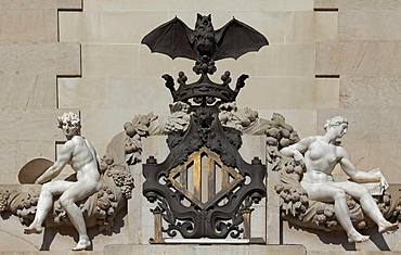 City coat of arms with bat and female figures by Mariano Benlliure, City Hall, Ajuntament, Valencia, Spain, Europe