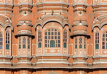 Close-up, windows of facade of Hawa Mahal, Palace of Winds, Jaipur, Rajasthan, India, Asia