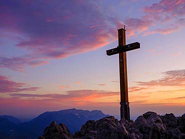 Summit cross in red sky, Jenner, 1874m, Untersberg at the back, Berchtesgaden National Park, Berchtesgaden Alps, Schoenau am Koenigssee, Berchtesgadener Land, Upper Bavaria, Bavaria, Germany, Europe