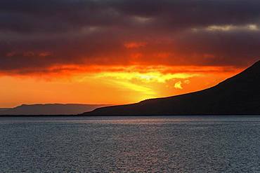Sunset, near Grundarfjoerdur, Snaefellsnes Peninsula, Iceland, Europe