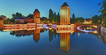 Night shot, illuminated weir Barrage Vauban, panorama, Strasbourg, Alsace, France, Europe