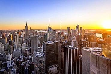 View of Midtown and Downtown Manhattan and Empire State Building from Top of the Rock Observation Center at sunset, Rockefeller Center, Manhattan, New York City, New York State, USA, North America