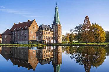 Wasserschloss Raesfeld, Muensterland, North Rhine-Westphalia, Germany, Europe