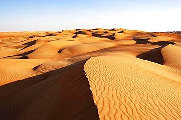 Structure in sand, sand dunes, desert Rimal al Wahiba or Wahiba Sands, Oman, Asia