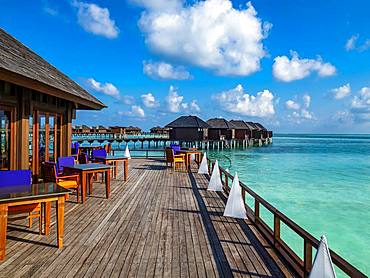 Tourist resort, water bungalows in turquoise water, Maldives Island, South Male Atoll, Maldives, Asia