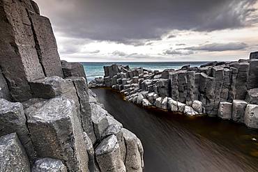 Coastal basalt cliffs, basalt columns, Blackhead, Dunedin, Otago, South Island, New Zealand, Oceania