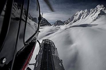 Helicopter Snowboarding, Himalayas, Gulmarg, Kashmir, India, Asia