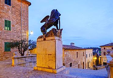 Monument Lleo de Sant Marc in the church square at dusk, Sineu old town, Majorca, Balearic Islands, Spain, Europe