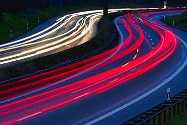 Tracers on the federal road B14, at night, winding road, long time exposure, Stuttgart, Baden-Wuerttemberg, Germany, Europe