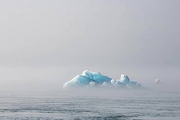 Iceberg, near glacier lagoon Joekulsarlon, Vatnajoekull National Park, Hornafjoerour, Southern Iceland, Iceland, Europe