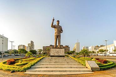 Statue of Machel Samora on Independence square in Maputo, capital city of Mozambique, Mozambique, Africa