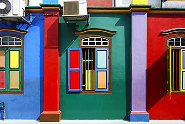 Colorful windows and facade of the old Chinese villa, the house of Tan Teng Niah, Indian Quarter, Little India, Singapore, Asia