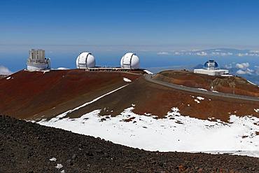 Mauna Kea Observatory, Subaru Telescope, Keck Observatory and Infrared Telescope Facility, Mauna Kea Ice Age Natural Area Reserve, Big Island, Hawaii, USA, North America