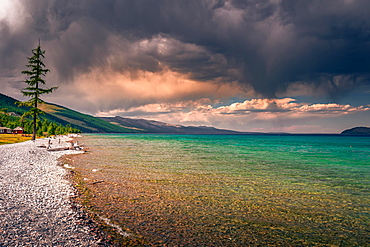 Freshwater lake, Khuvsgul Lake, Khuvsgul Province, Mongolia, Asia