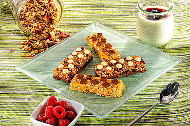 Crunchy bars, power bars, cereals, breakfast, Germany, Europe