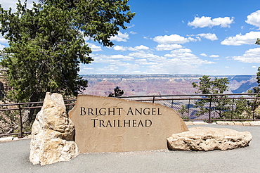 Starting point Bright Angel Trail, sign Bright Angel Trailhead, Colorado Plateau, Grand Canyon Village, Grand Canyon National Park, Arizona, USA, North America