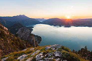 View from Schoberstein to Attersee and Mondsee, Schafberg, evening mood, Salzkammergut, Upper Austria, Austria, Europe