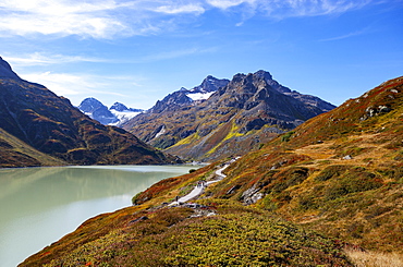 Hiking trail around the lake, Bielerhoehe, Silvrettasee, Silvretta reservoir, Silvretta Group, Vorarlberg, Austria, Europe