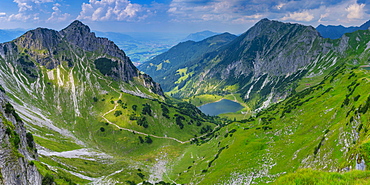 Unterer Gaisalpsee, behind it the Rubihorn, 1957 m, Entschenkopf, 2043m, Allgaeu Alps, Allgaeu, Bavaria, Germany, Europe