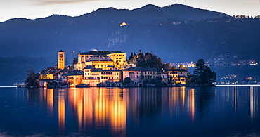 Isola San Giulio in Lake Orta, Orta San Giulio, Lago d'Orta, Province of Novara, Piedmont, Italy, Europe