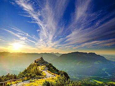 Eagle's Nest at dusk with cirrus clouds, behind Untersberg, Berchtesgaden Alps, Berchtesgaden National Park, Schoenau am Koenigssee, Upper Bavaria, Beyern, Germany, Europe