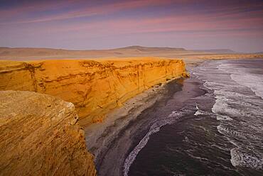 Evening mood at Playa Supay, Paracas National Reserve, Paracas, Ica Region, Peru, South America