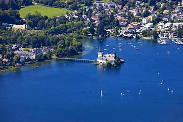 View from the treetop path at Gruenberg to Lake Traun Castle Ort and Gmunden, Salzkammergut, Upper Austria, Austria, Europe