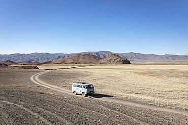 Road between Olgii and Biluu, Altai Mountains, Olgii, Mongolia, Asia