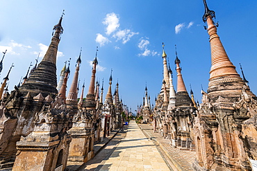 Kakku's pagoda with its 2500 stupas, Kakku, Shan state, Myanmar, Asia