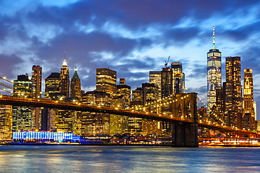 Skyline night city Manhattan Brooklyn Bridge evening America World Trade Center WTC in the, New York City, USA, North America