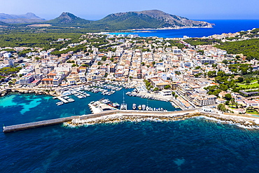 Aerial view, Cala Ratjada bay, harbour and boats, Cala Gat, Majorca, Balearic Islands, Spain, Europe