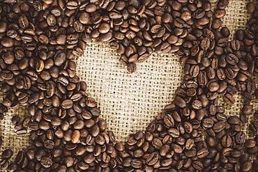 Coffee beans, heart