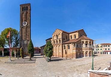 Basilica dei Santi Maria e Donato, Murano, Murano Island, Venice, Veneto, Italy, Europe