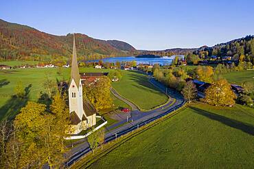 Aerial view, view over the Schliersee, with church St. Leonhard, Fischhausen, Upper Bavaria, Bavaria, Germany, Europe