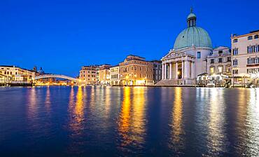 Church of San Simeone Piccolo on the Grand Canal, evening mood, Venice, Veneto, Italy, Europe