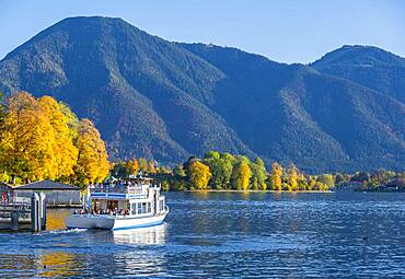 Ferry at the jetty, autumn, Tegernsee, Upper Bavaria, Bavaria, Germany, Europe