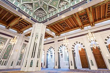 Sultan Qaboos Grand Mosque, Muscat, Sultanate Of Oman