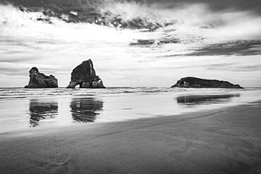 Wharariki Beach, Golden Bay, South Island, New Zealand, Oceania