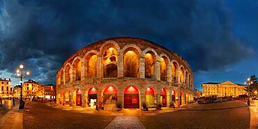 Roman amphitheater Arena di Verona in the evening, Piazza Bra, Verona, Veneto, Italy, Europe