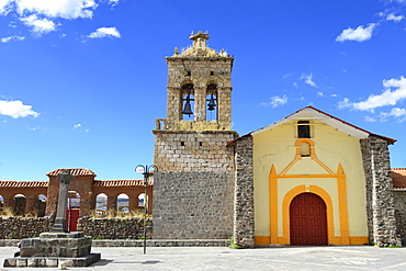 Church Iglesia Santo Domingo, Chucuito, Puno Province, Peru, South America