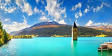 Reschensee with Ortler mountain range, Graun, Reschen, Trentino-Alto Adige, Italy, Europe