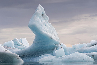 Icebergs, Joekulsarlon Glacier Lagoon, South Iceland, Iceland, Europe