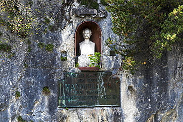 Bust of King Maximilian II of Bavaria, Lechklamm, Fuessen, Ostallgaeu, Allgaeu, Bavaria, Germany, Europe