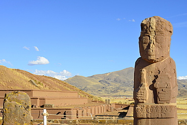 Fraile monolith or monk monolith of the pre-Inca period in the ruins of Tiwanaku, also Tiahuanaco, Unesco World Heritage Site, La Paz Department, Bolivia, South America