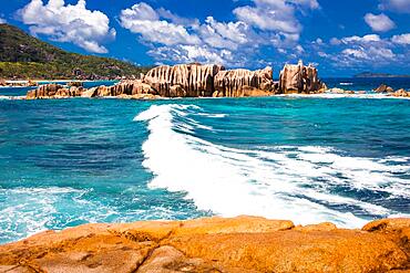 Granite rocks, beaches and jungle in the stunning south of La Digue, Seychelles, La Digue, Seychelles, Africa